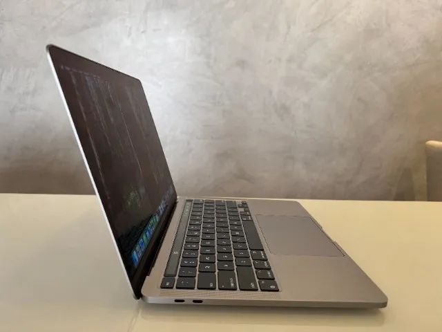 Apple MacBook Pro 13 polegadas M1 16GB RAM 512GB SSD - Excelente