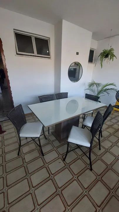 Mesa de madeira e tampo de vidro - Foto 4