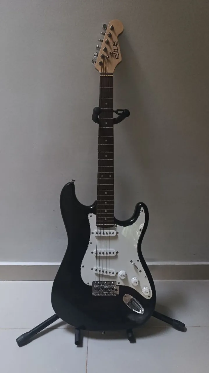 Guitarra Elétrica Elite