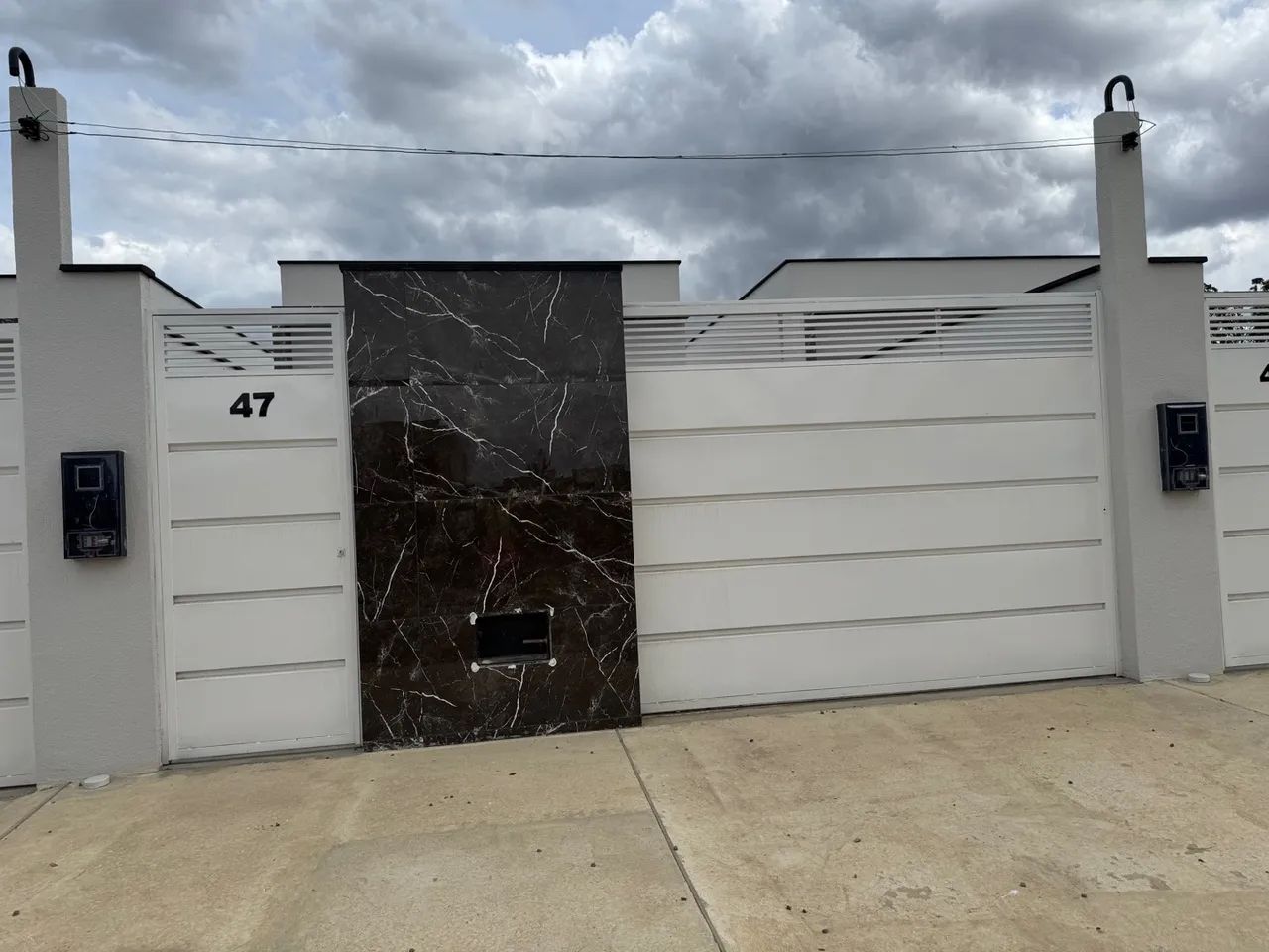 Vendo casa no bairro sim