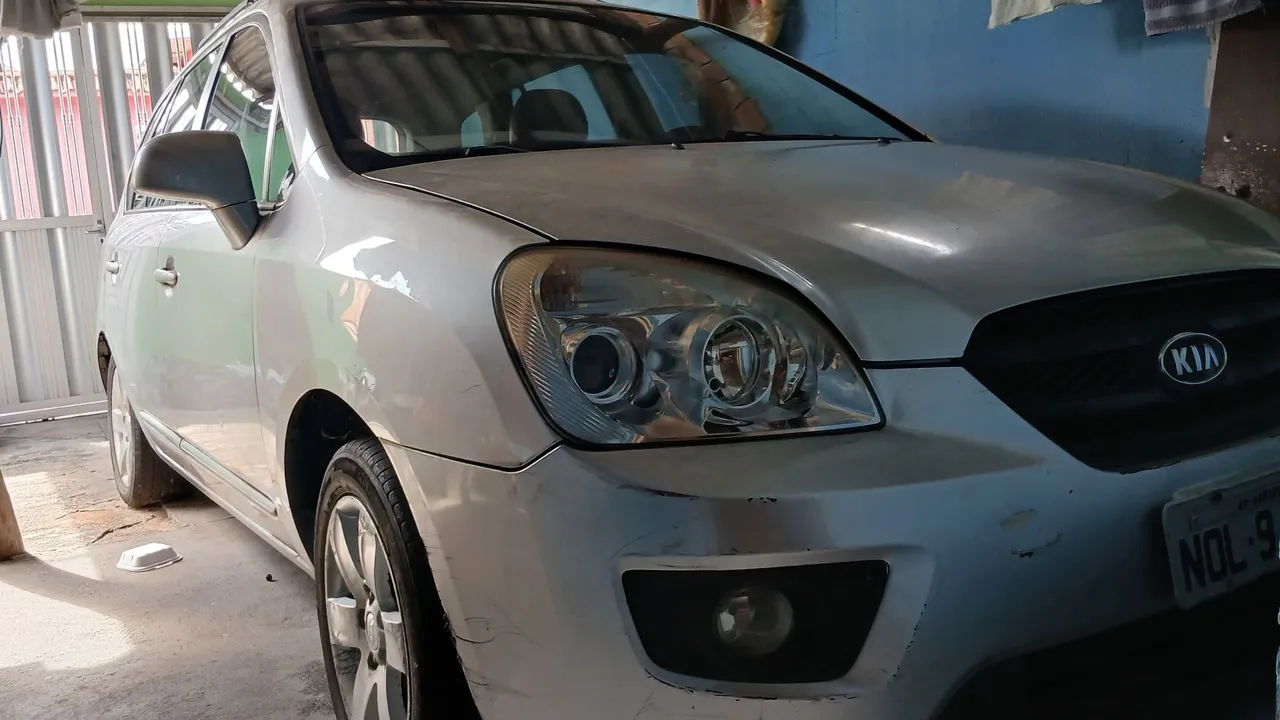 Kia Carens 2009 usado