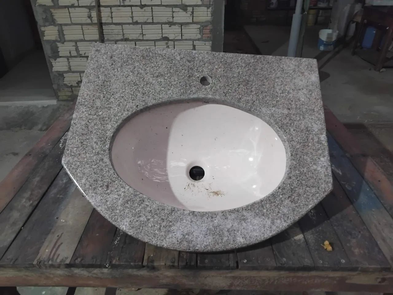 Cuba de Pia em Granito