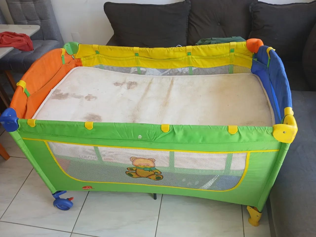 Selling a foldable crib64985855790850121