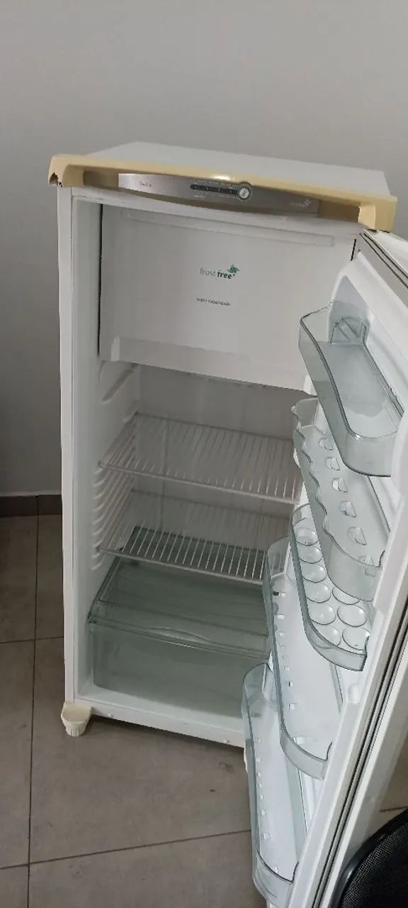 Geladeira Consul Frost Free 110V - Foto 3