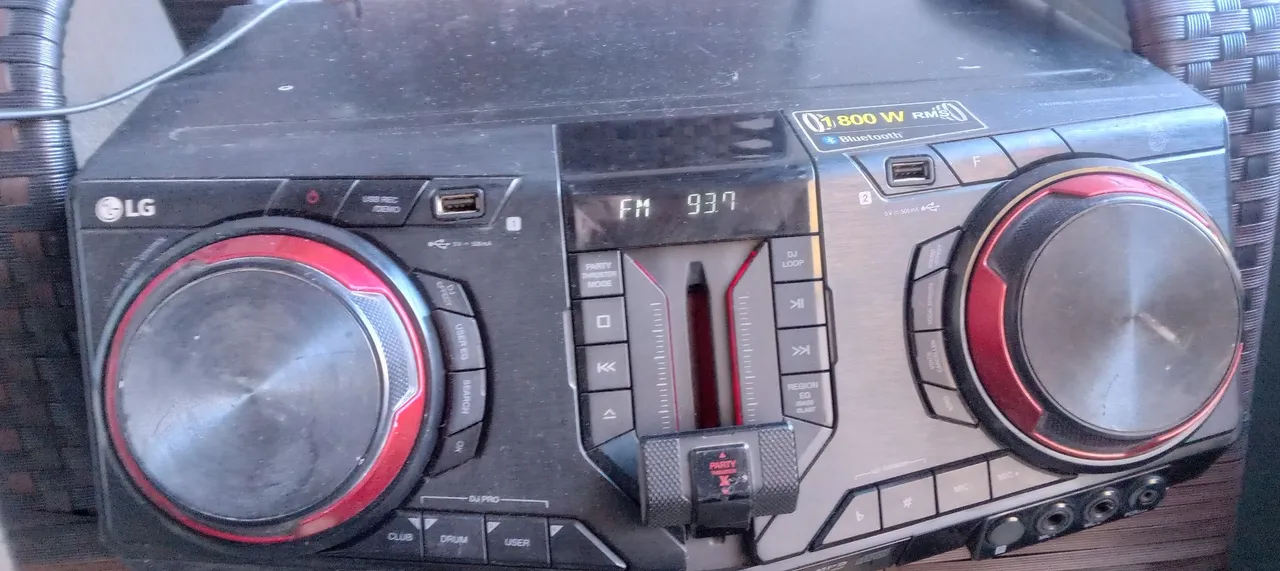 Mini System LG 800w Bluetooth e FM