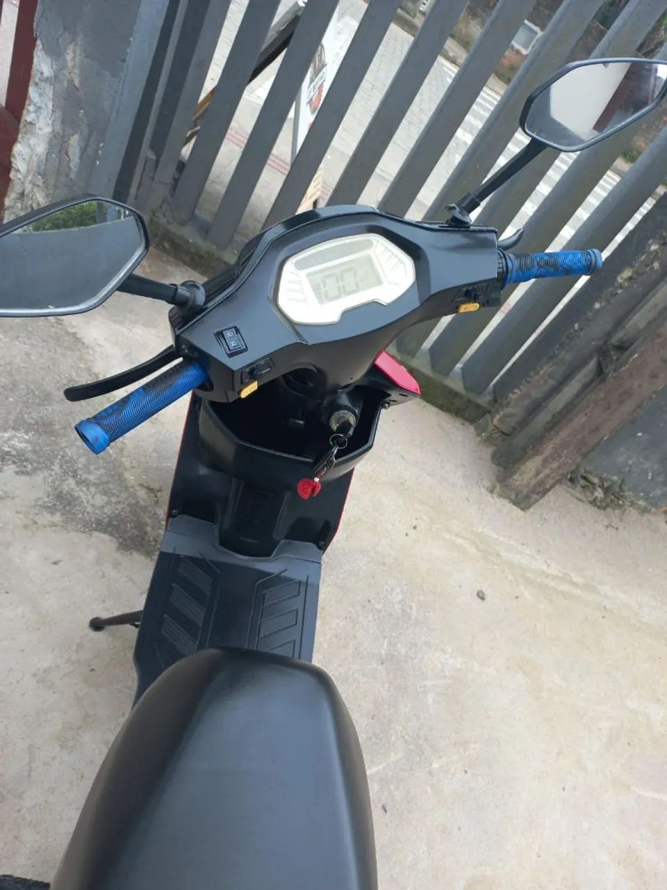 Scooter elétrica NXT JUNA 