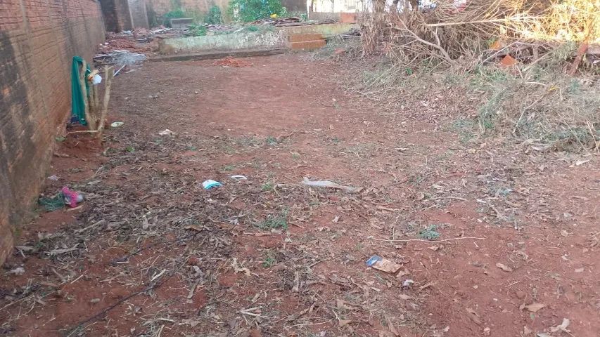 Terreno Goioerê = PR medindo 12,00 x 34 metros,  totalizando área de 408 metros Quadrados.
