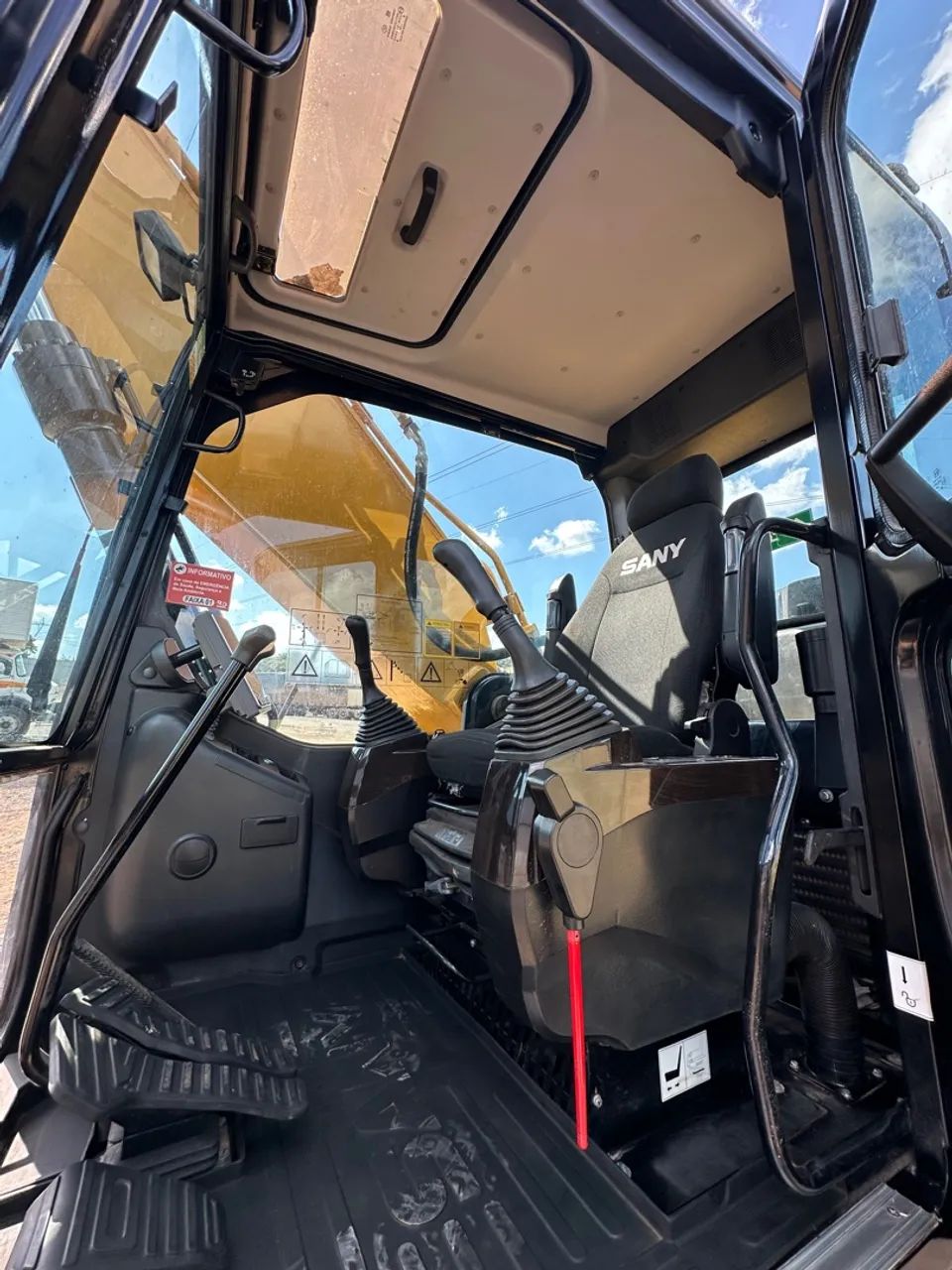Escavadeira Sany SY215C 2023 - Foto 5
