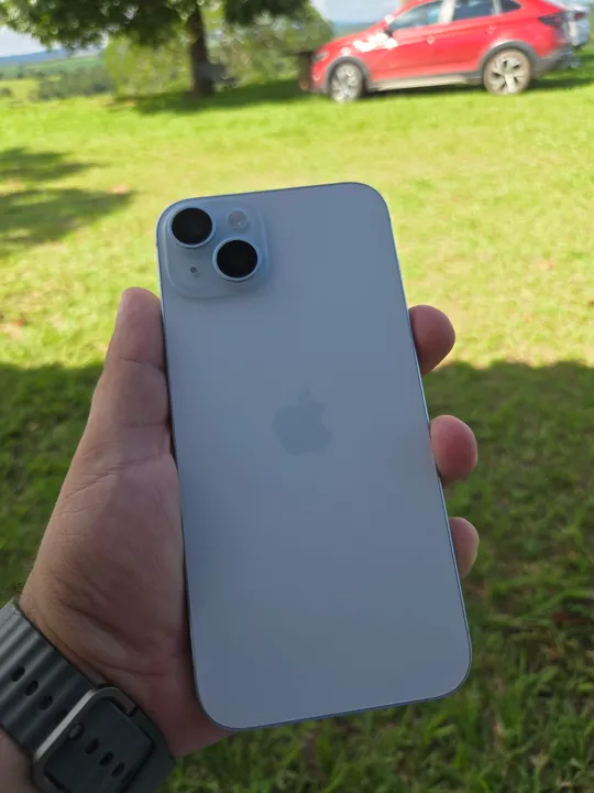 Apple IPhone 15 PLUS 256 GB CHIP FÍSICO NA CAIXA Aceito troca passo cartão