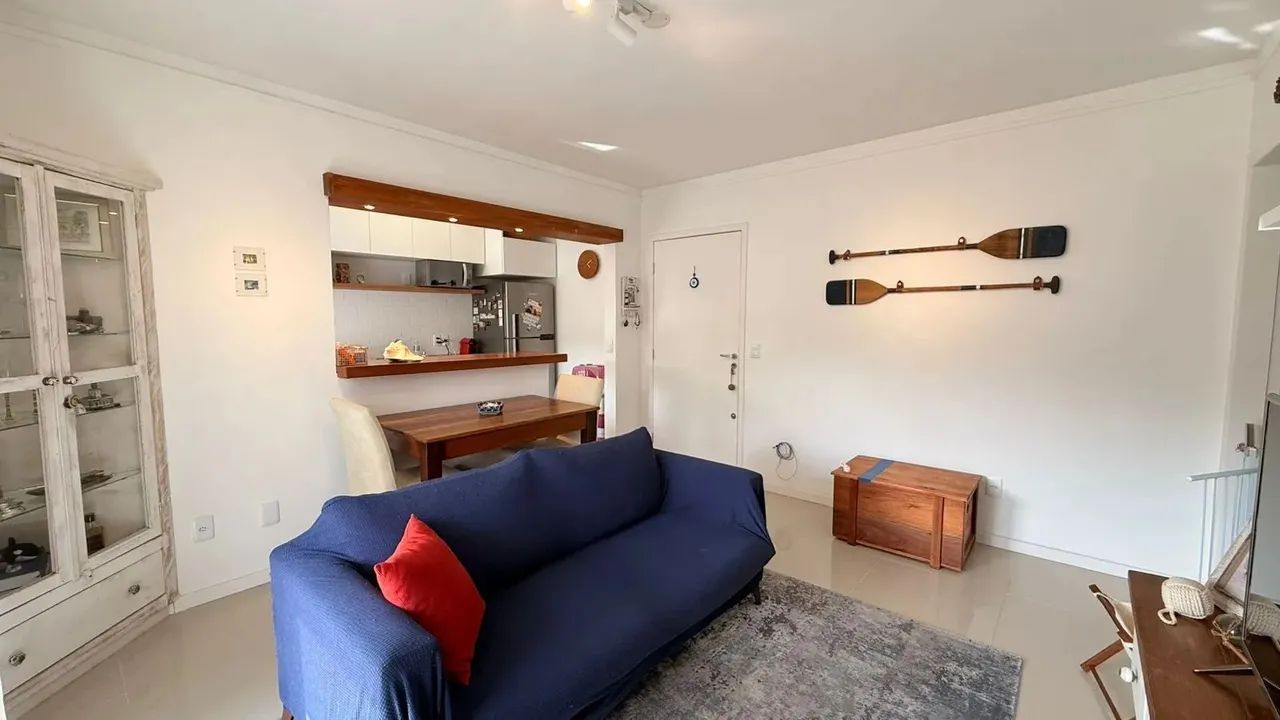 Apartamento reformando, 1 quarto, vaga coberta escriturada - Bairro Camaquã - Foto 3