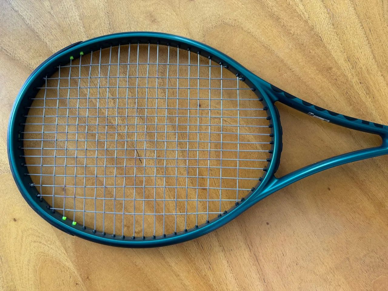 Raquete de Tênis Wilson Blade V9 100L L2 285g - Foto 5