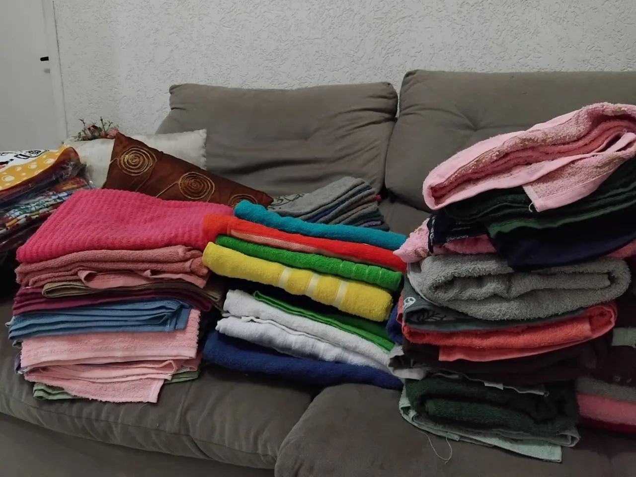 Vende-se toalhas de banho e de rosto - Foto 3