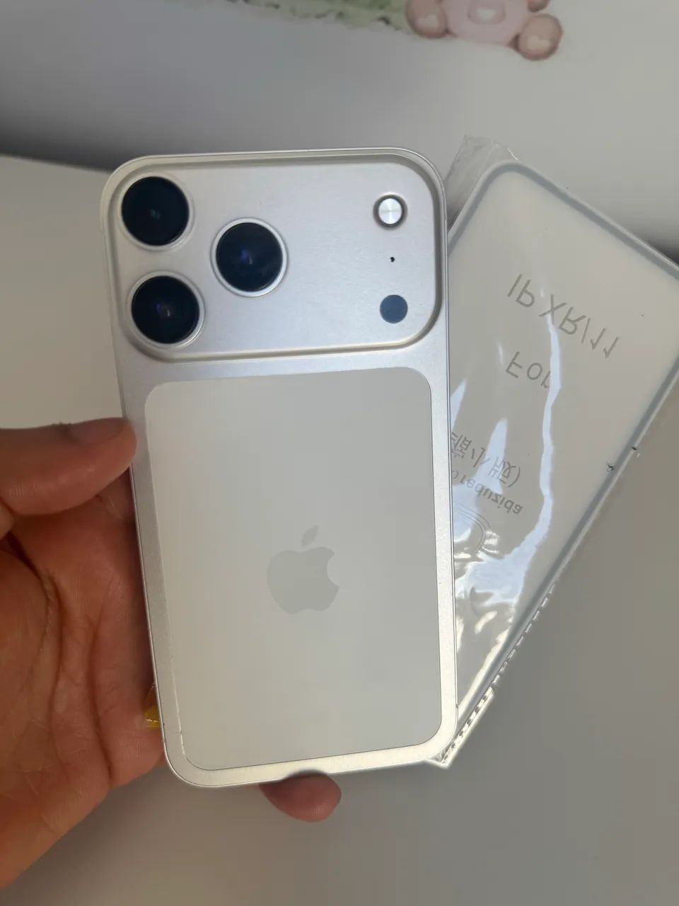 XR na carcaça do 17Pro