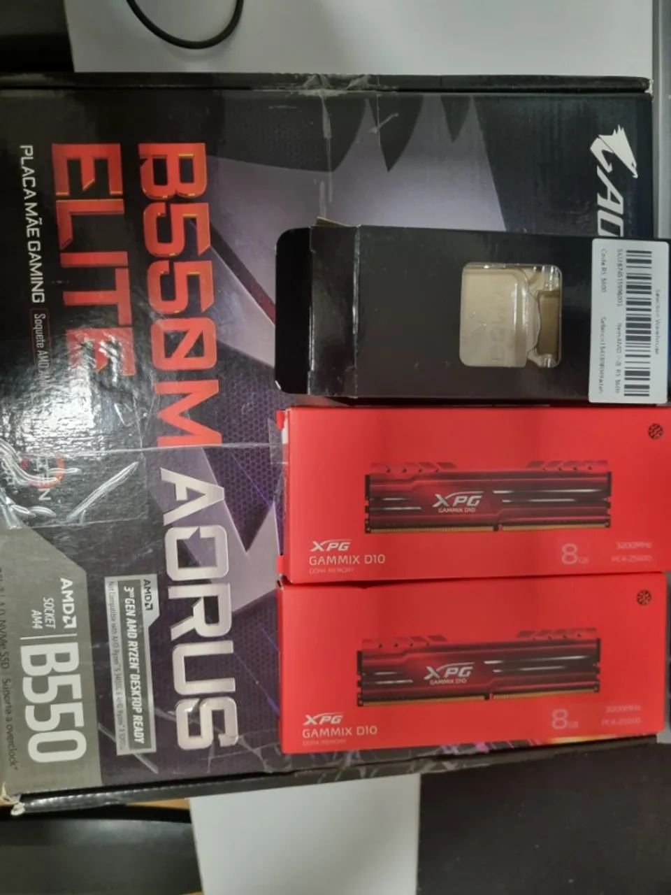 Kit Ryzen 5600 + b550m Aorus Elite + 16gb XPG D10 3200mhz