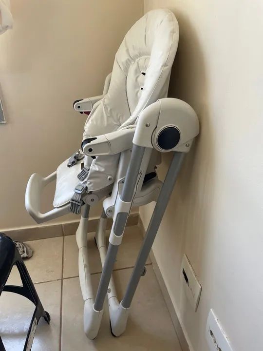 Cadeira de Alimentação Bebê - Branca