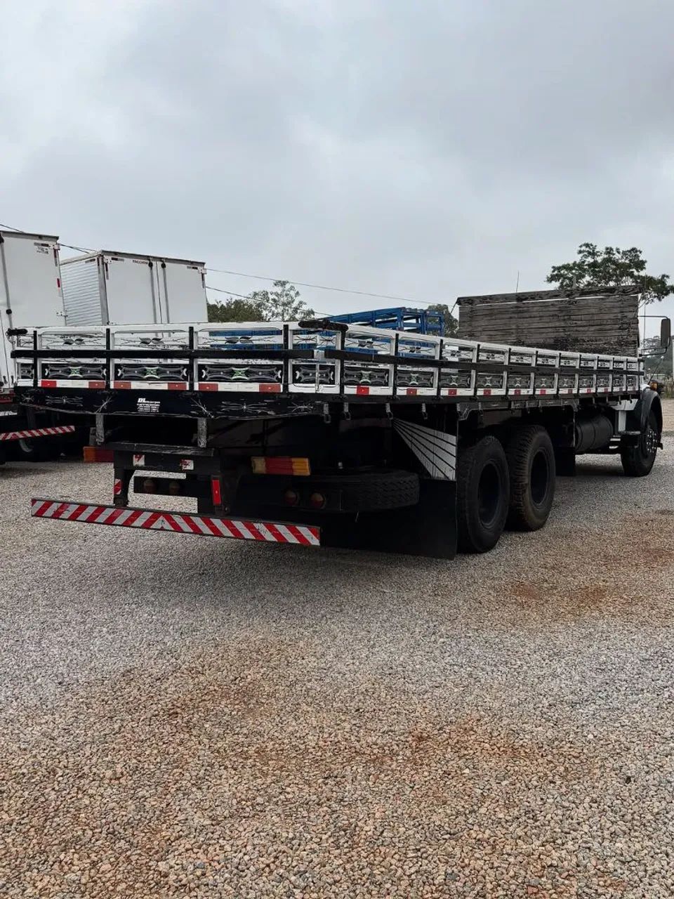 CAMINHÃO MERCEDES 1113 - Foto 4