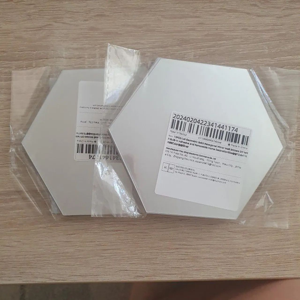 Espelhos Decorativos Hexagonais autocolantes  - Foto 4