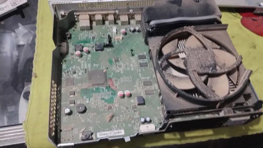 Manutenção Preventiva Troca da Pasta Térmica Xbox One x /One s/ e Séries s - Foto 6
