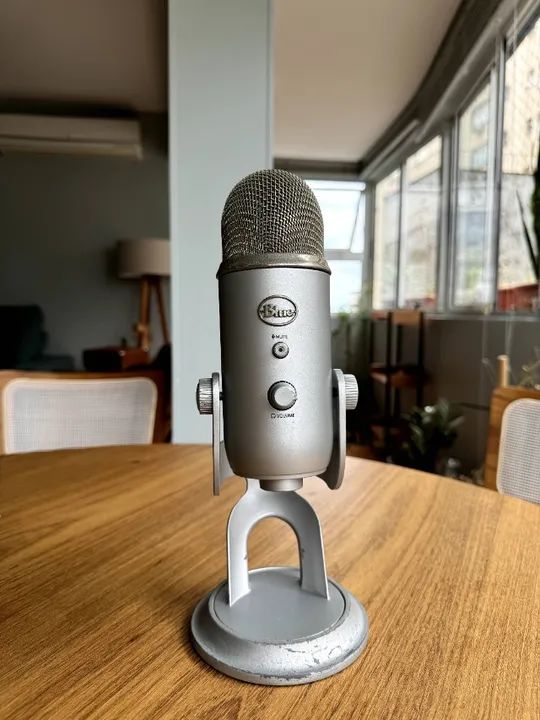 Microfone Blue Yeti Prata