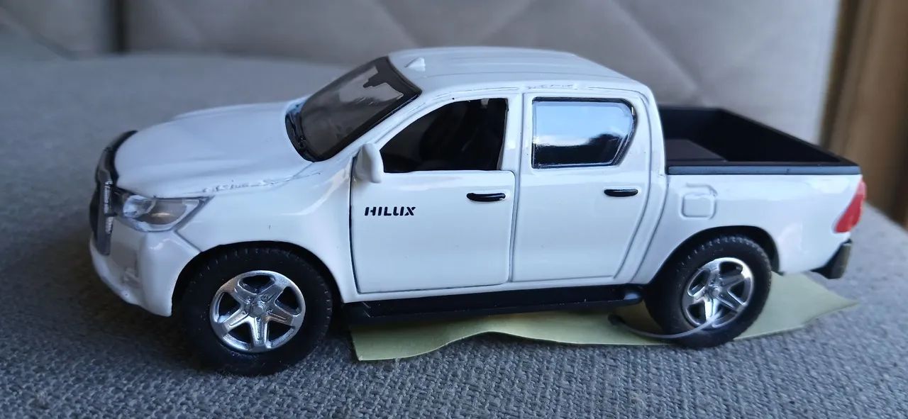 Hilux nova 12 cm. - Foto 2