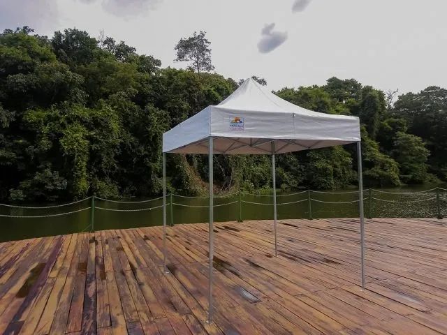 BARRACA TENDA 2X2 METROS EM LONA ALTISSIMA QUALIDADE E SANFONADA DESMONTÁVEL - Foto 2