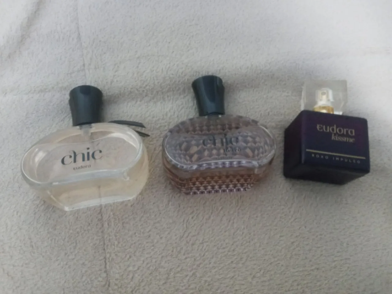 Perfumes Eudora Chic e Kiss Me
