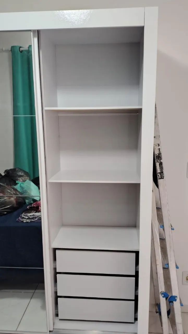 Guarda roupa novíssimo 