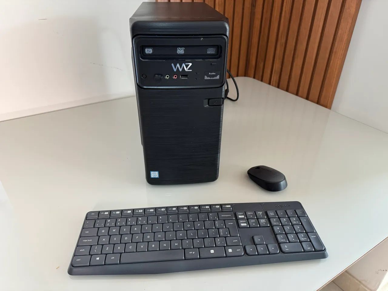 Desktop i5 8a - 16GB RAM - 500GB SSD + 1TB HD - Acompanha Teclado e Mouse Logitech