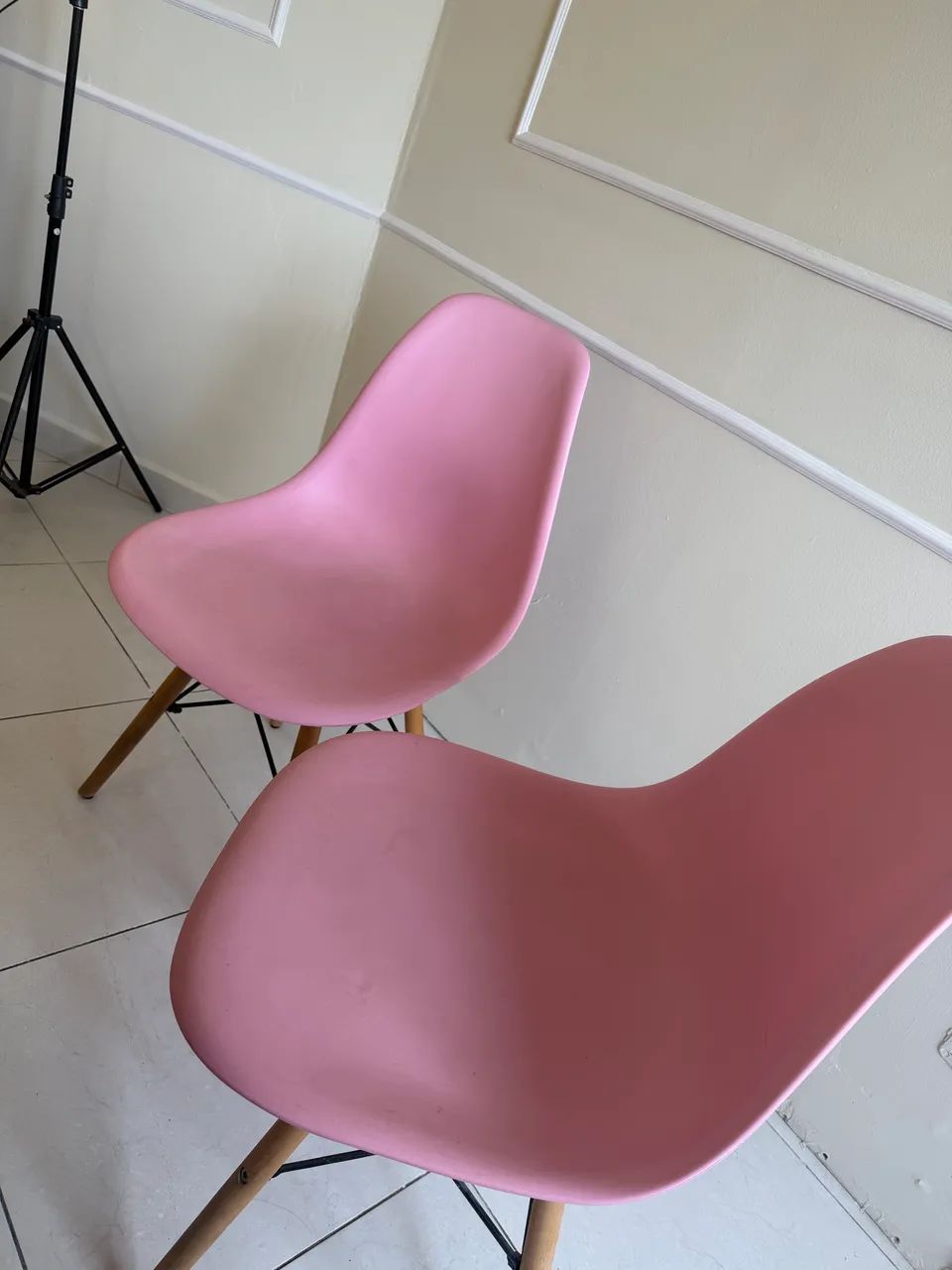 Cadeira Rosa Decorativa - Eames - Foto 3