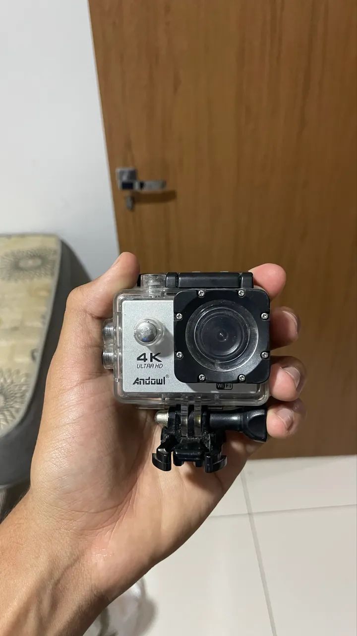 Câmera 4K aprova d?água 