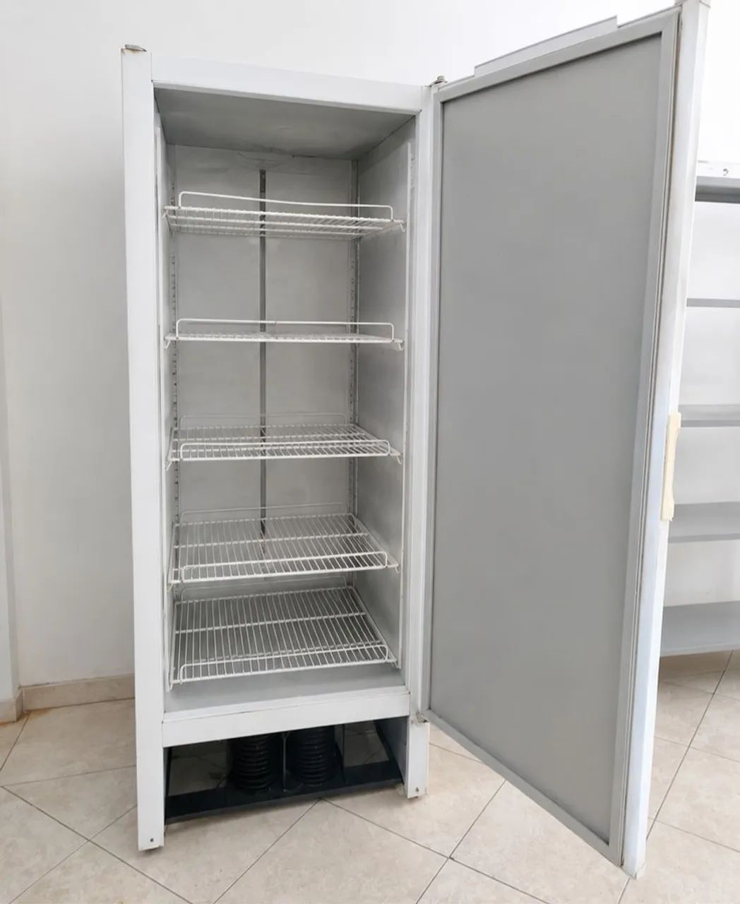 Freezer vertical Gelopar - Foto 3