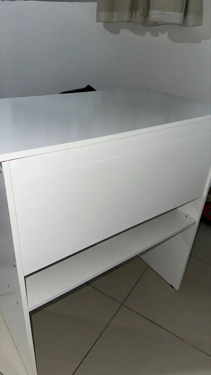 Mesa escrivaninha com gaveta  - Foto 2
