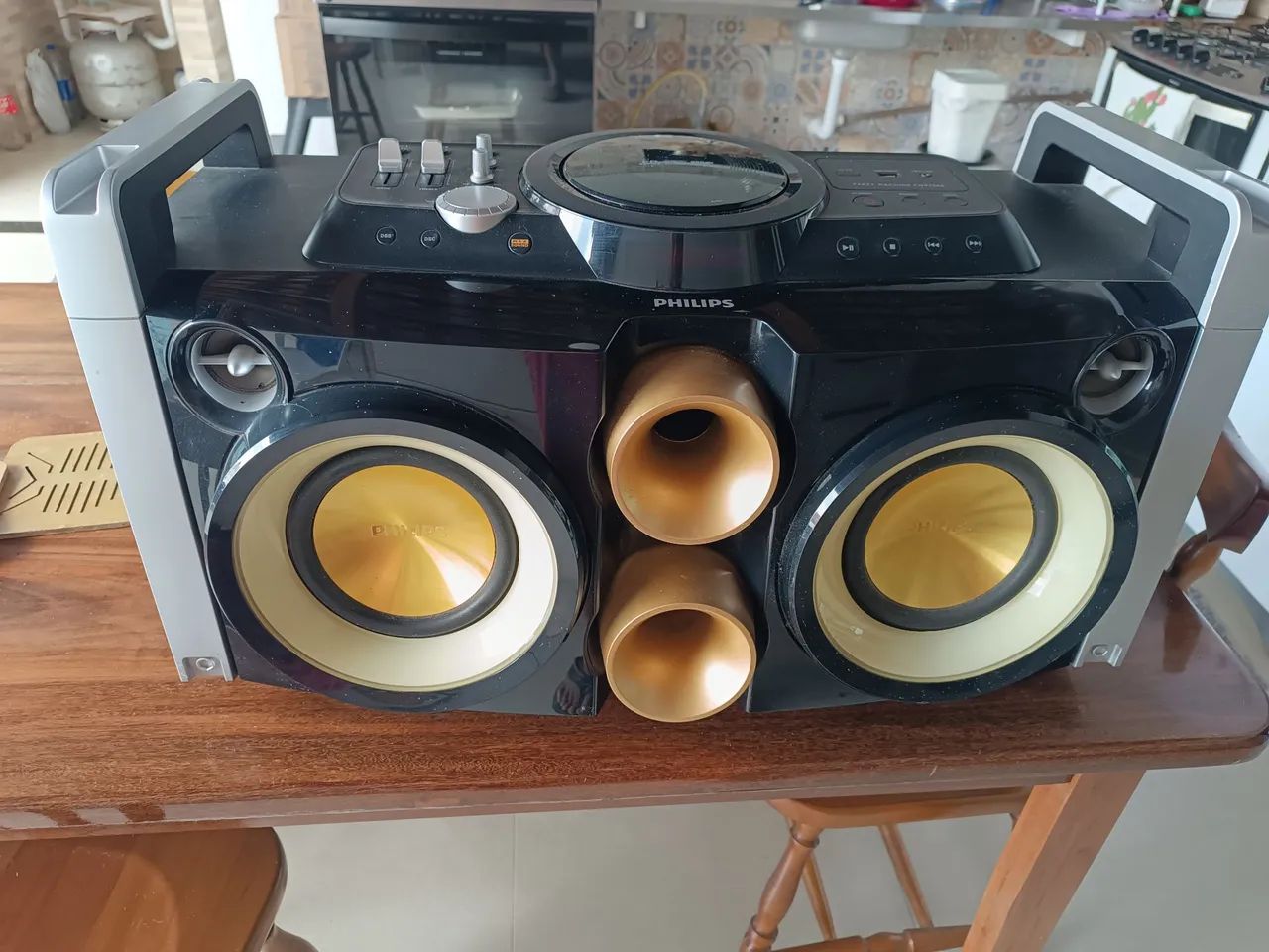 Som Philips com leitor de cd e entrada usb