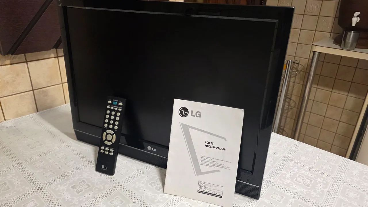 TV LCD LG 22LS4R