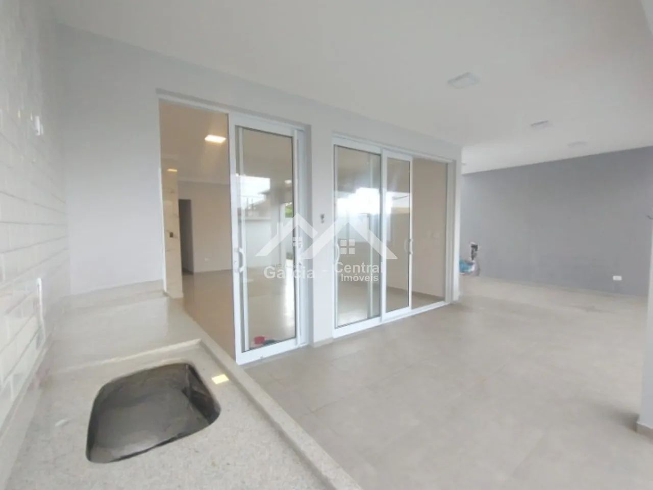 Casa com piscina em Peruíbe REF: 8877 - Foto 5
