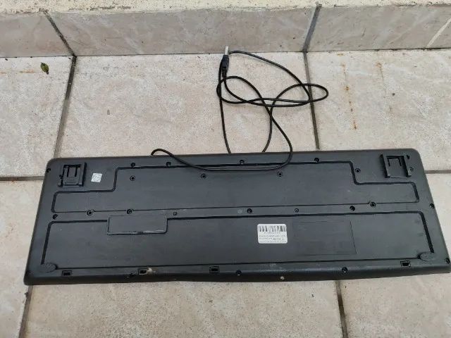 Teclado USB com Fio e Teclado Numérico ao Lado e Atalhos na Parte de Cima - Foto 2