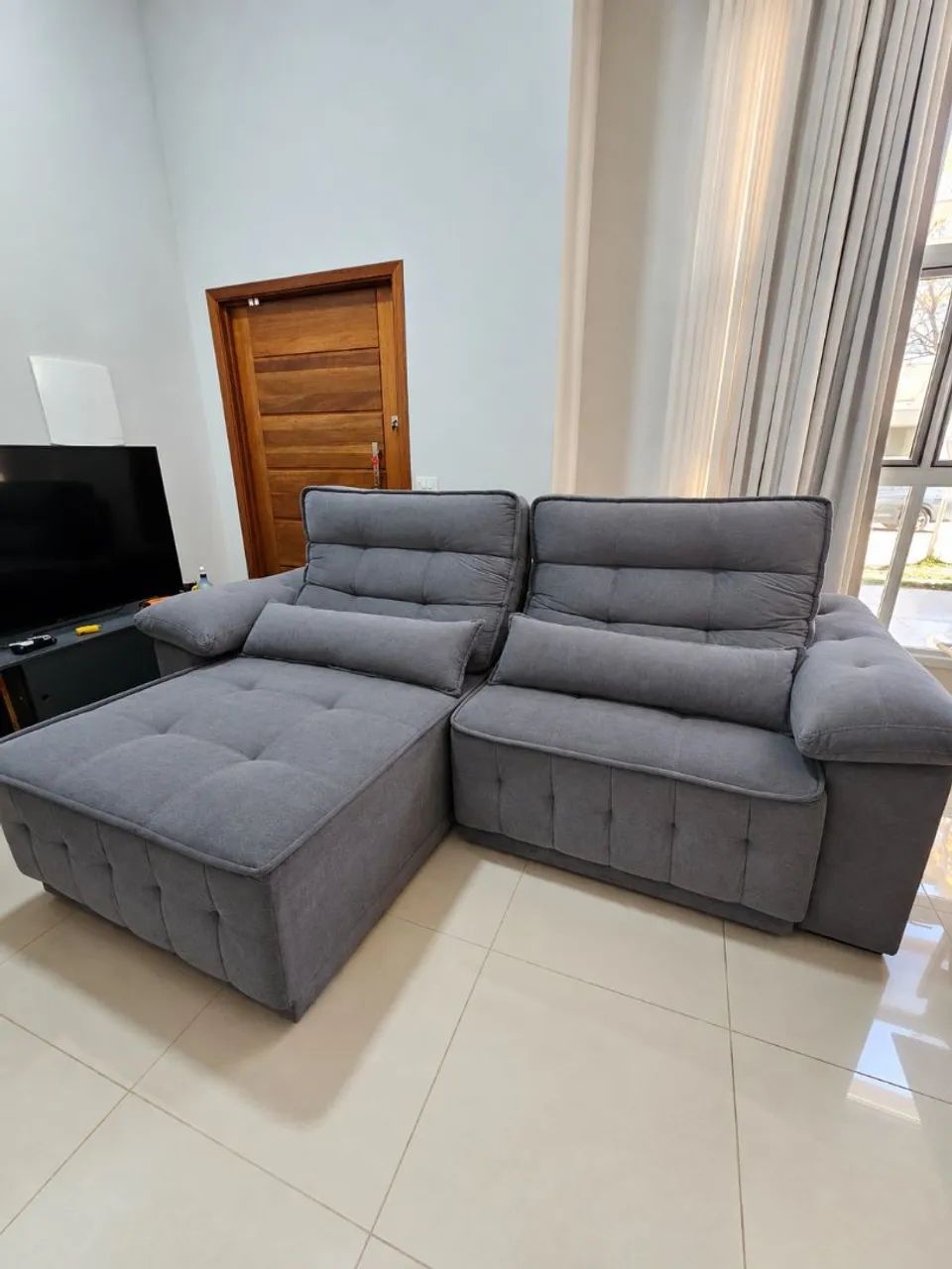 Sofá Retrátil Cinza - Foto 2