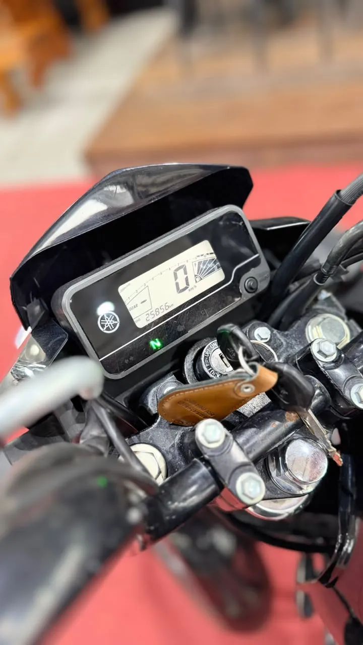 Yamaha YBR 150 Factor 50 cc  - Foto 5