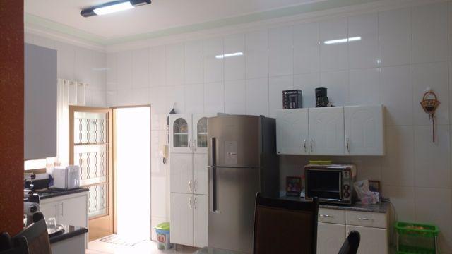 Ótima casa no bairro califórnia em patos de minas - Foto 8