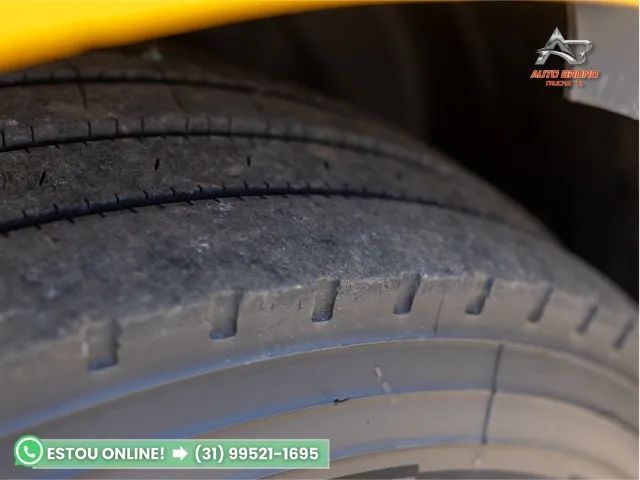 Volvo VM 260 6x2 com Defletor e Sider Randon de 9,60m com 3m de Altura - Foto 6