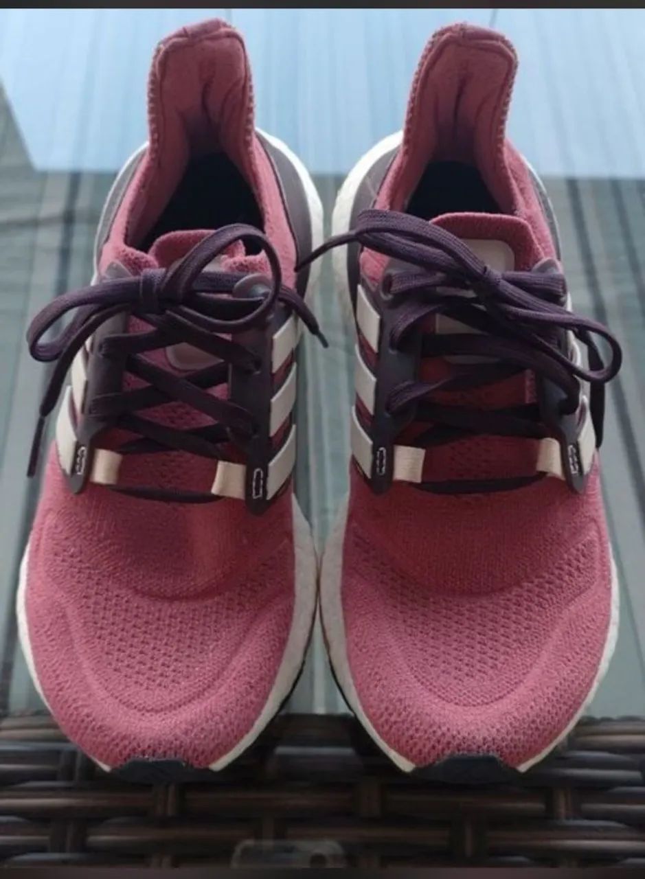 Tênis Adidas ultraboost 34  - Foto 2