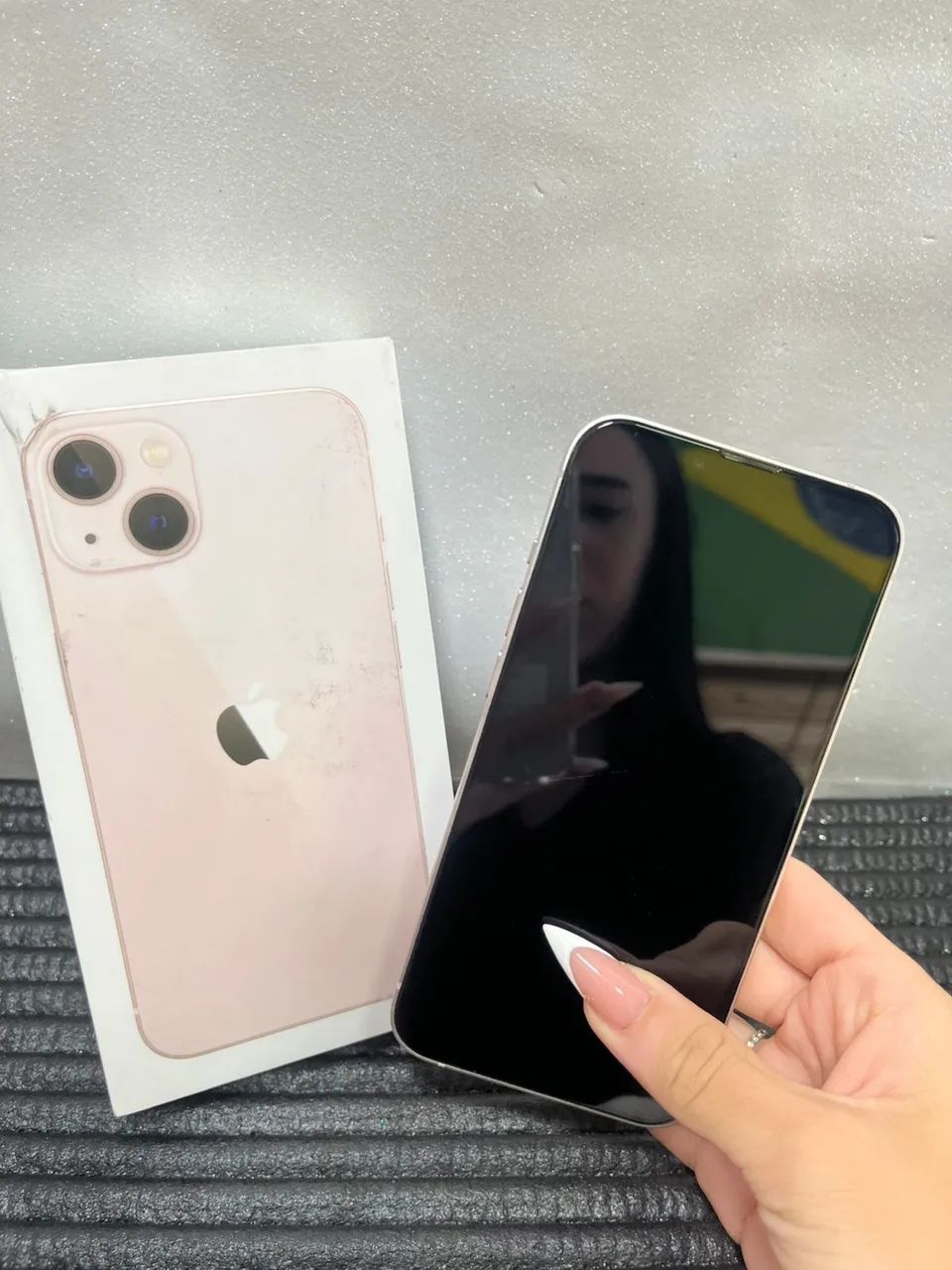 IPHONE 13 128GB ROSA  BATERIA 85%  COM CAIXA R$1899,00* - Foto 4