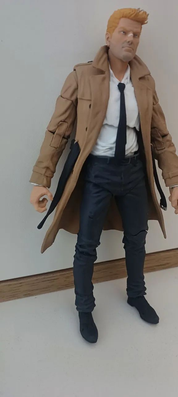 Action figure mcfarlane Constantine custom  - Foto 4