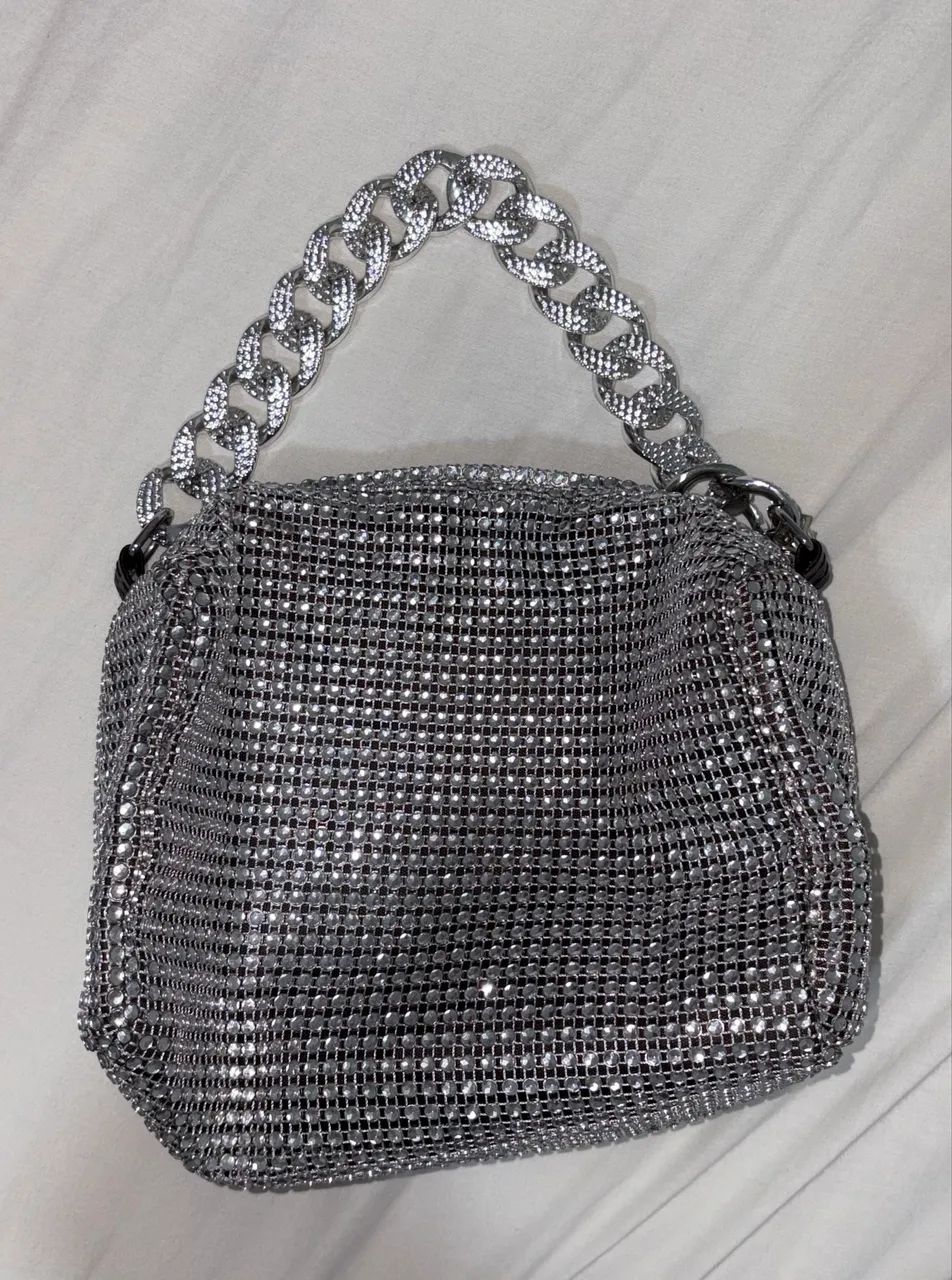 Bolsa prata NOVA