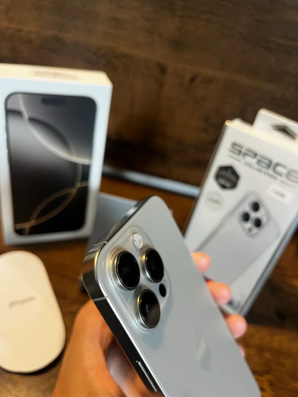 Iphone 16 PRO MAX - Foto 5