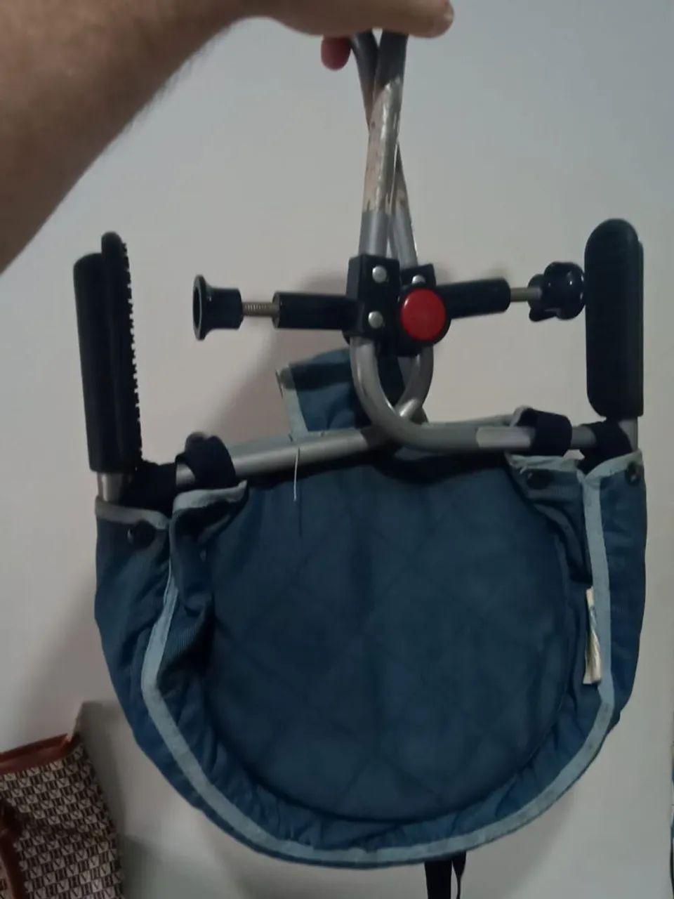 Cadeirinha de alimentação de mesa - Foto 2
