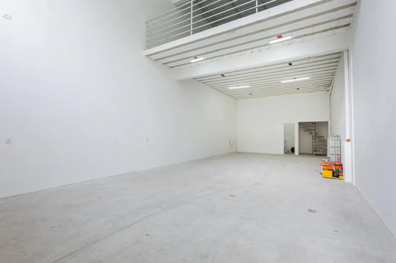 Galpão na Rua Edvard Carmilo, 275  200 m² - Foto 4