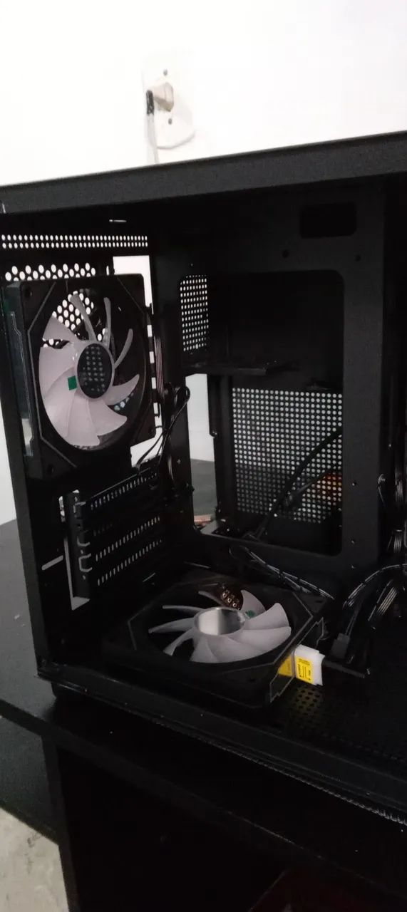 Gabinete gamer com Coler RGB - Foto 3