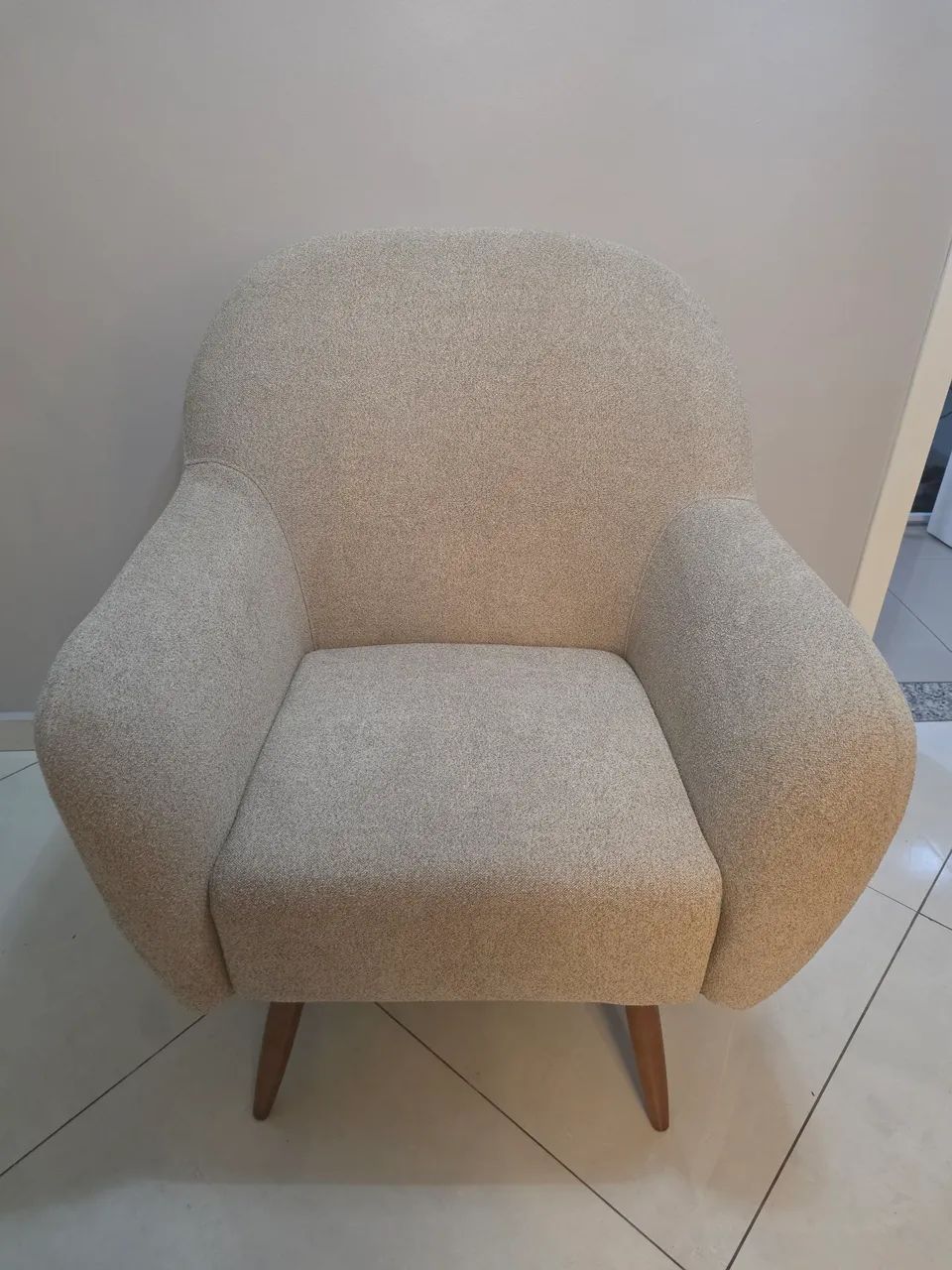 Poltrona para sala de estar em excelente estado