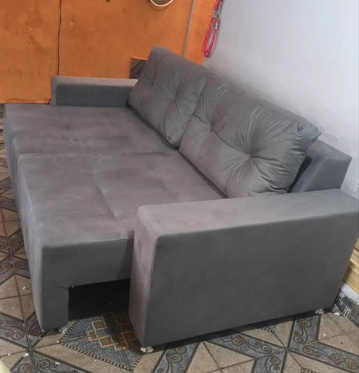Sofá retrátil cinza- Novo 
